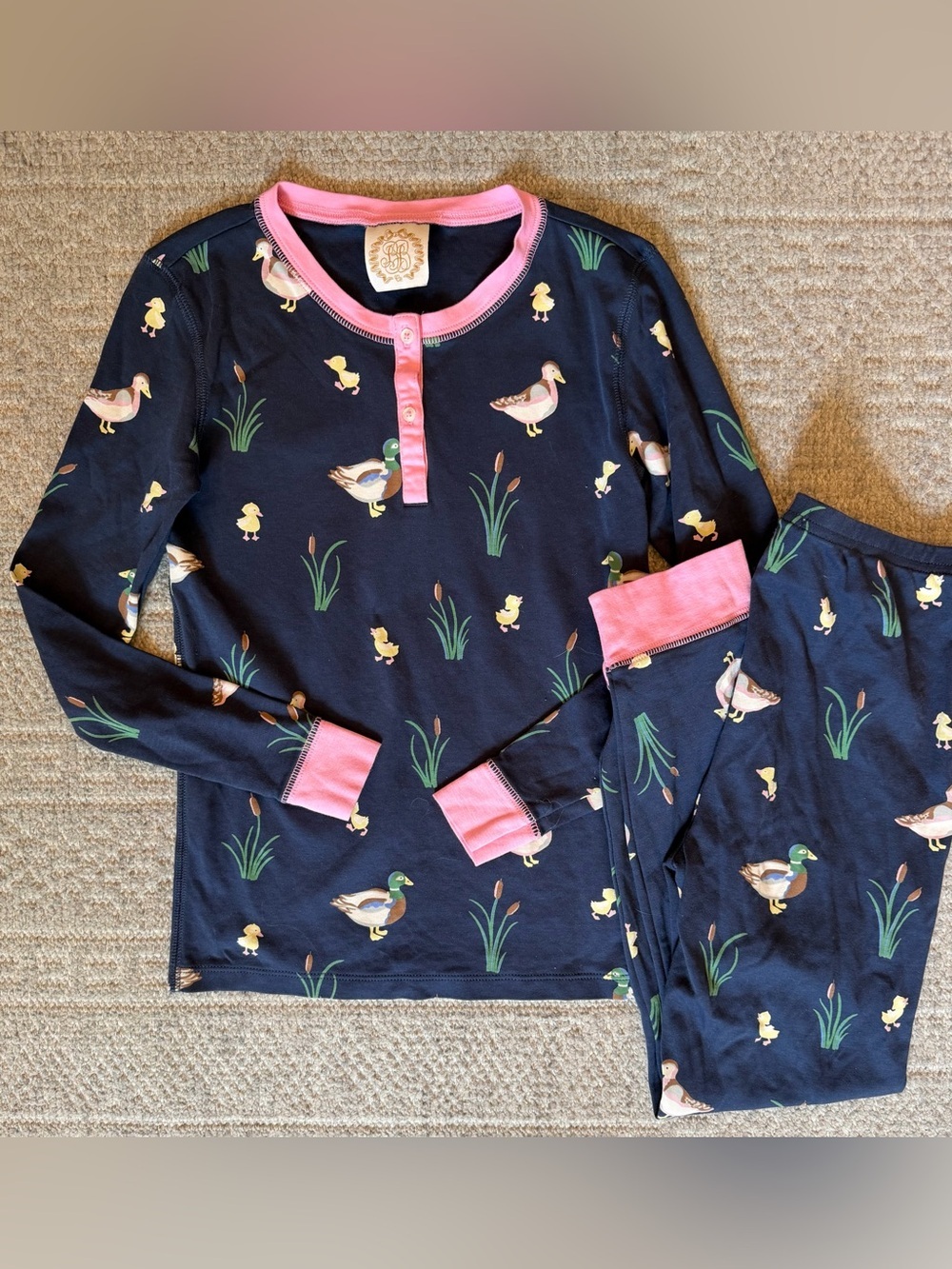 EUC TBBC Beaufort Bonnet Company Girls navy duck Sara Janes size 12